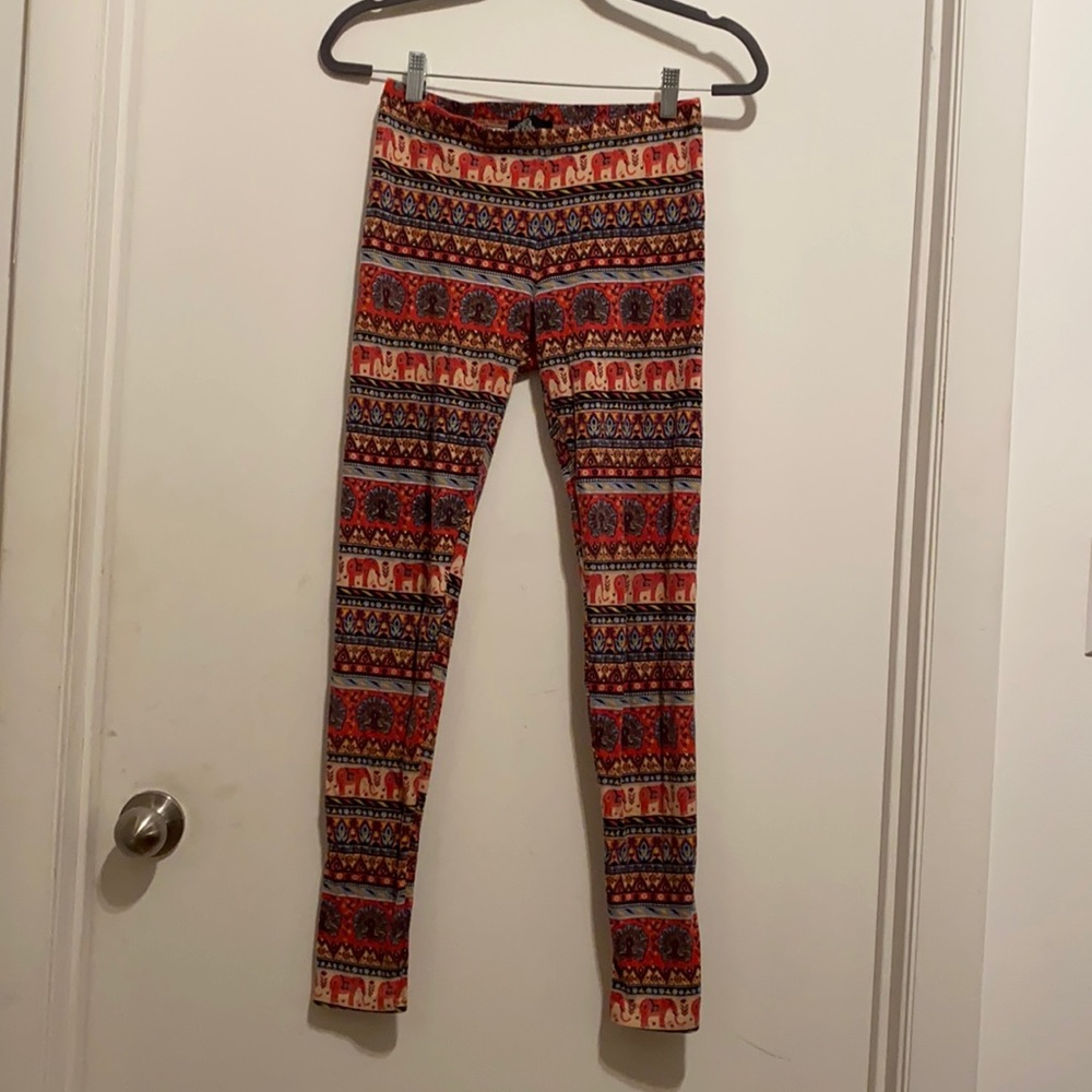 Pink Elephant Pattern Leggings